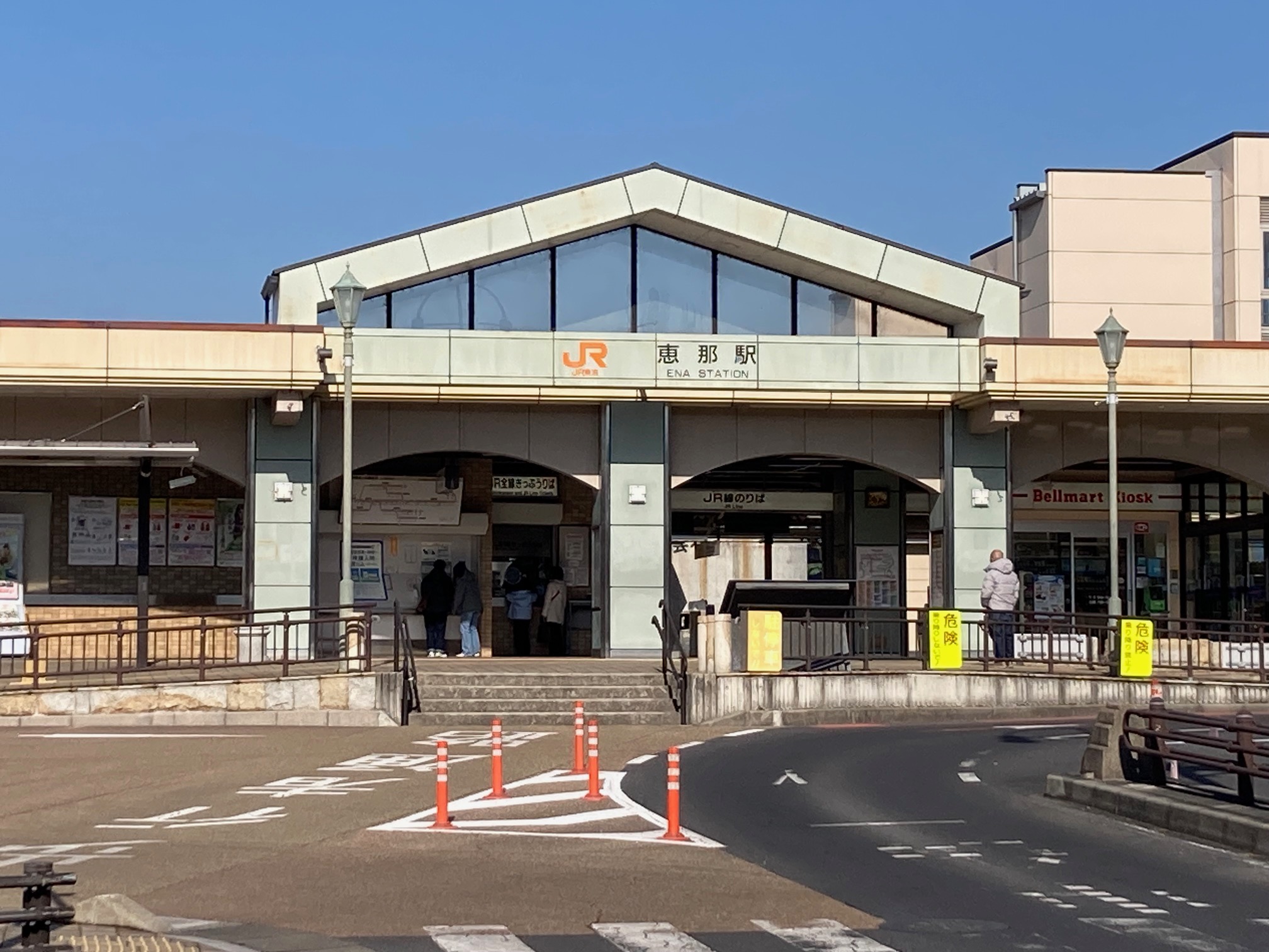 駅前